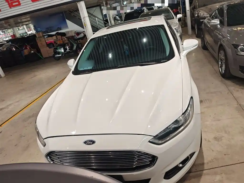 FORD MONDEO