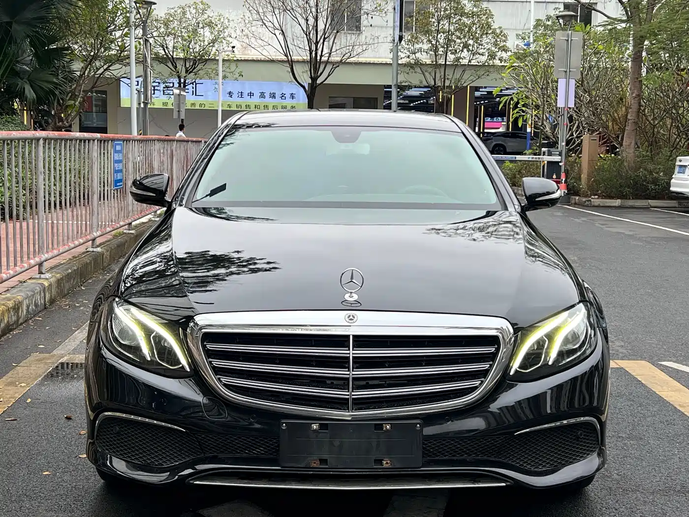 Mercedes-Benz E-Class 2019 E 200 L фото 23