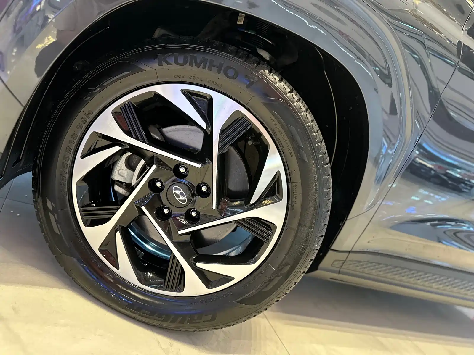 Фото 4 - Hyundai Custo