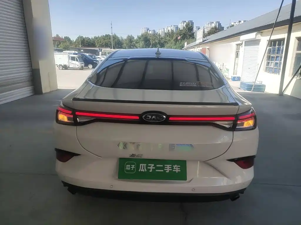 JAC JAC J7 2020 2020 1.5T CVT Surpass Type