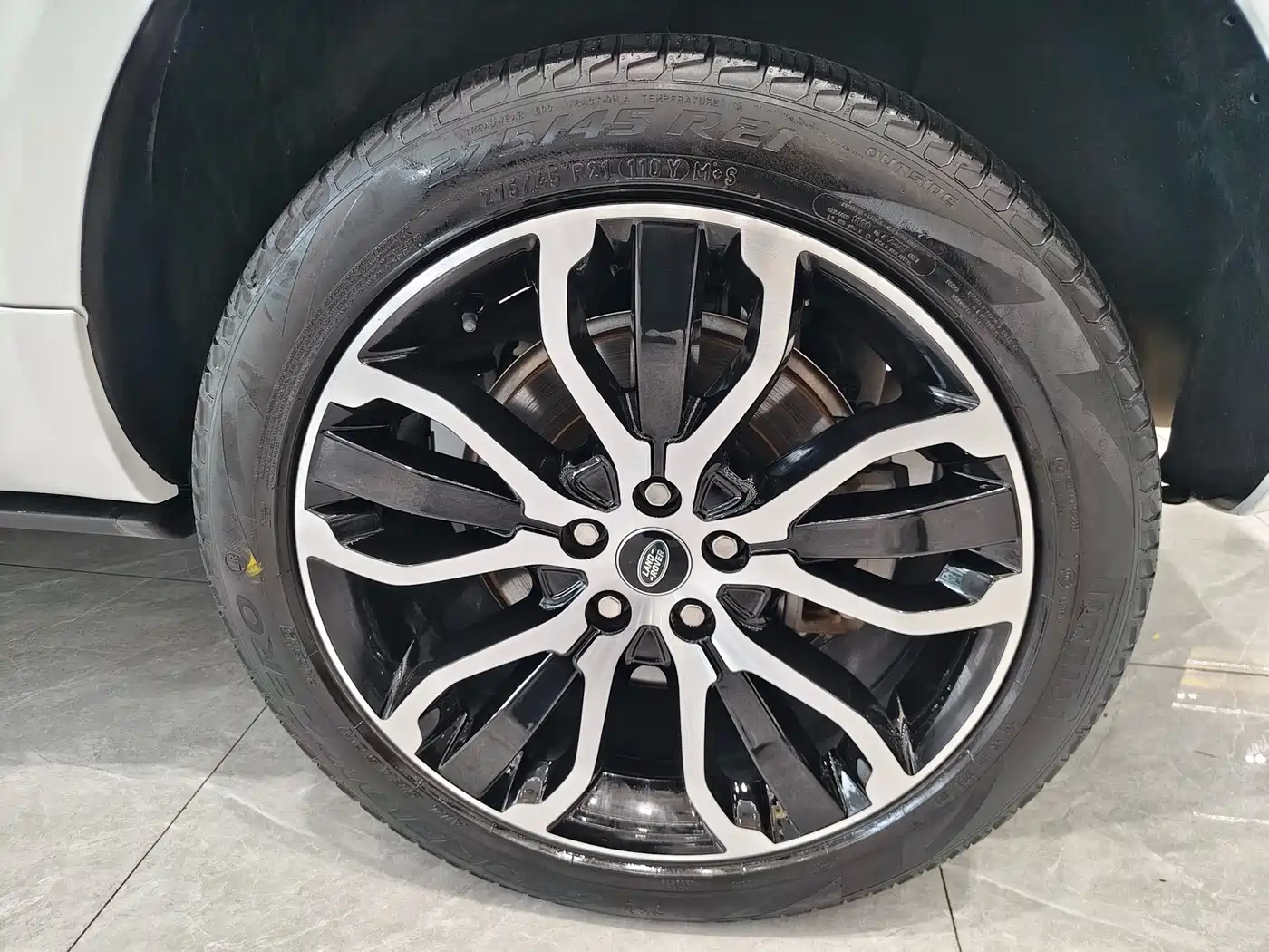 Фото 20 - Land Rover Range Rover Sport