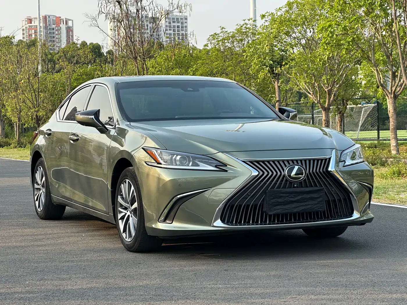 Lexus ES 2021 200 Excellence Edition фото 3