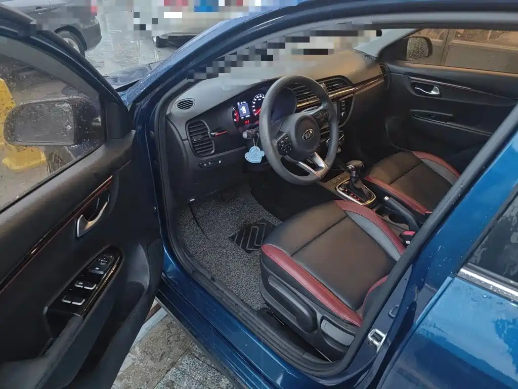 Kia KX CROSS 2018 2017 1.4L AT GLS