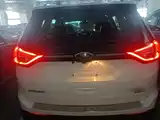 Фото 6 - Ford Edge