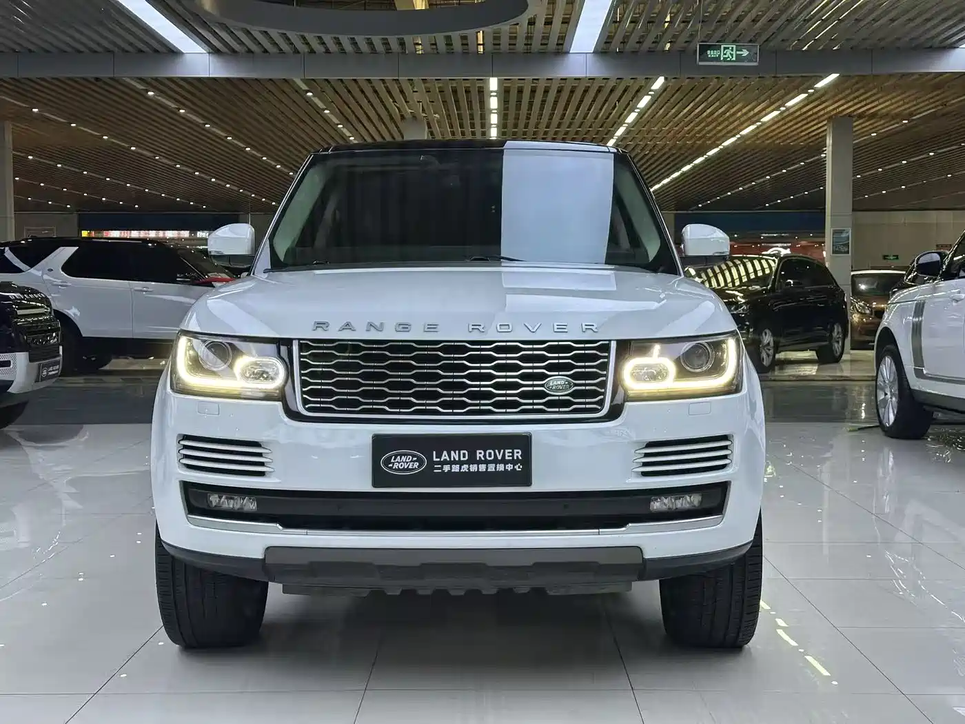 Land Rover Range Rover 2014 3.0 SC V6 Vogue фото 2