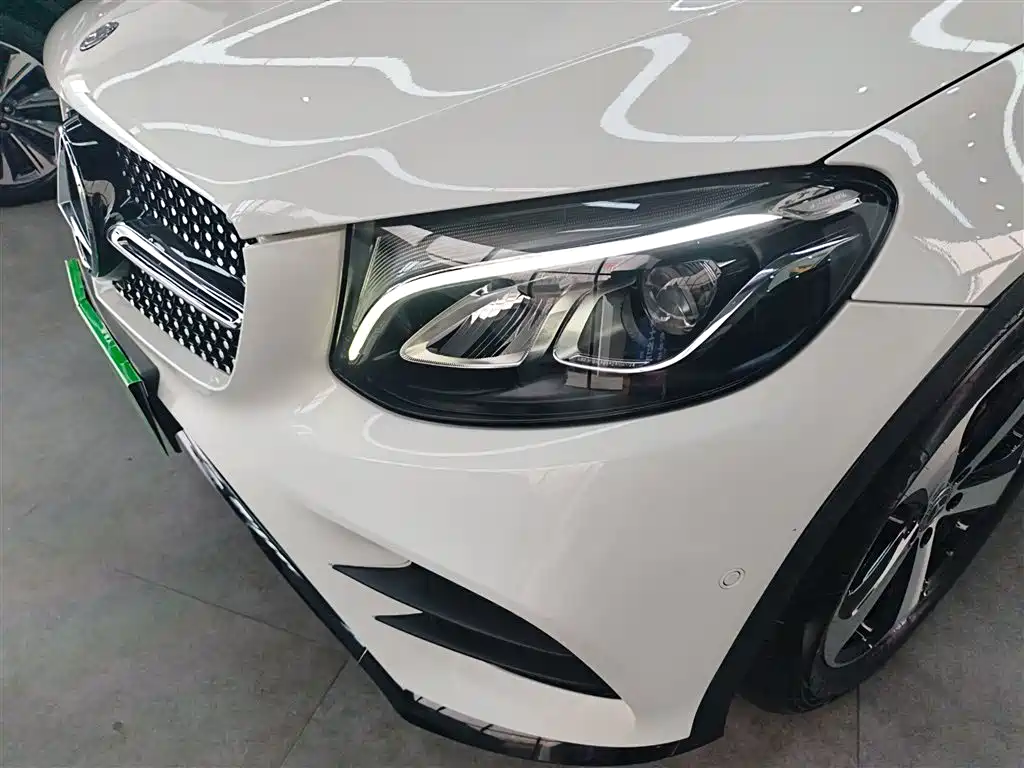 Mercedes-Benz GLC Coupe 2018 GLC 200 4MATIC Coupe SUV фото 18
