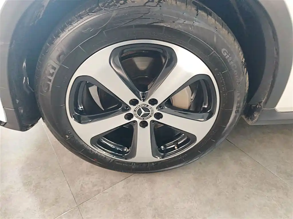 Mercedes-Benz GLC Coupe 2018 GLC 200 4MATIC Coupe SUV фото 25