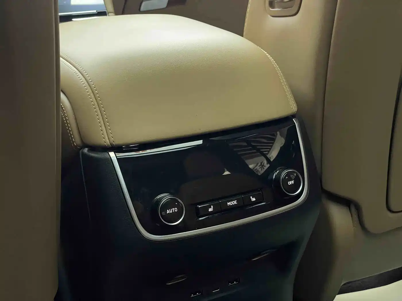 Фото 26 - Li Auto Li ONE