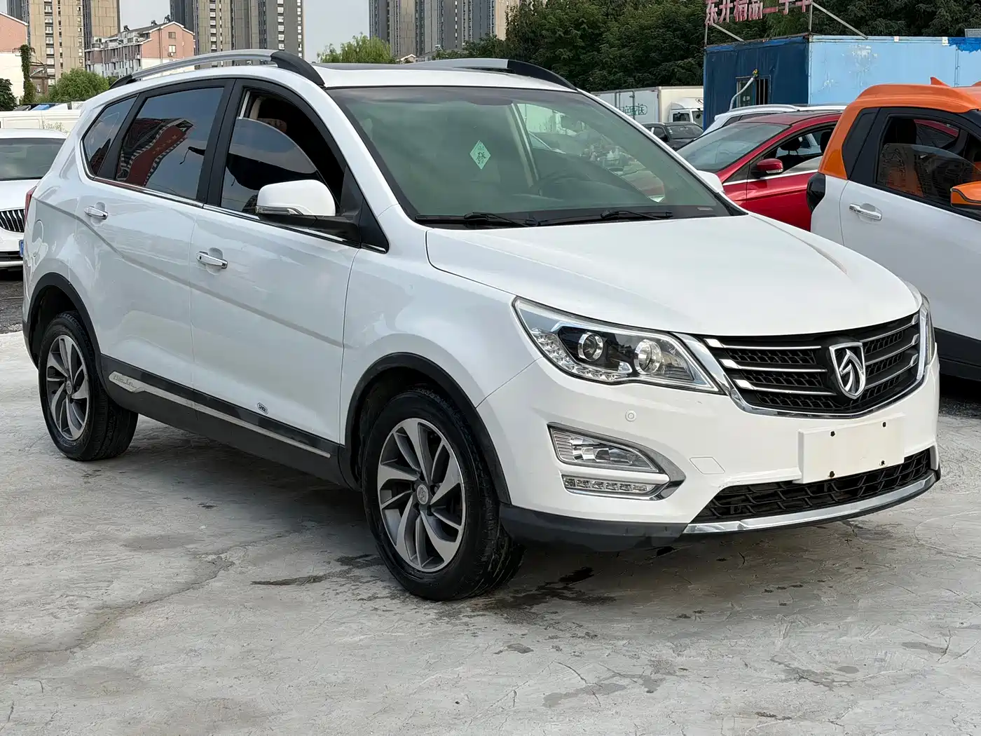 Baojun 560 2016 2015 1.8L Manual Luxury