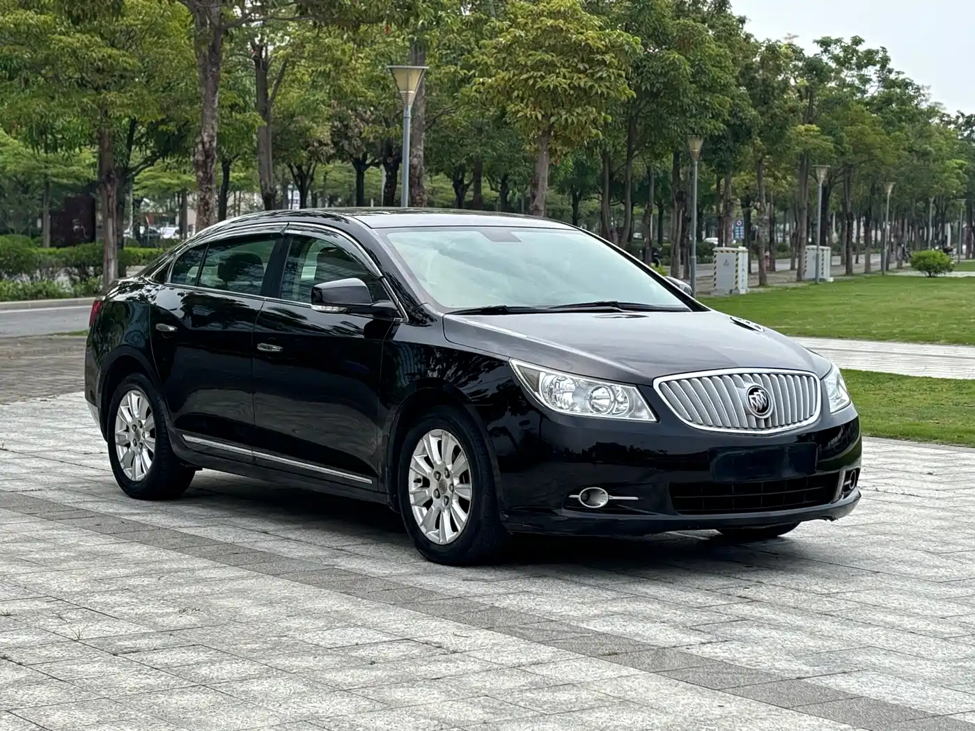 Buick LaCrosse 2013 2012 Model 2.4L SIDI Comfort