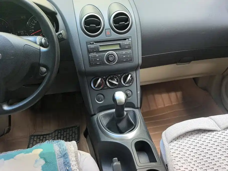 Nissan Qashqai 2011 2011 1.6XE Wind 5MT 2WD