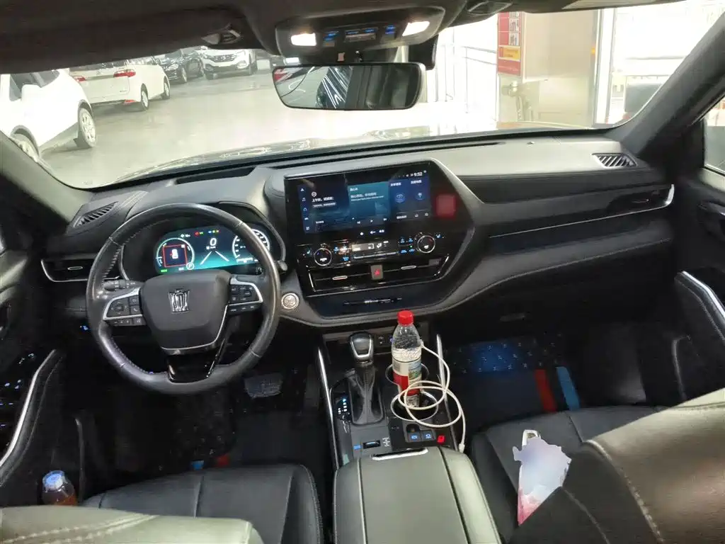 Toyota Crown Kluger 2022 2.5L HEV 4WD Premium Edition фото 10