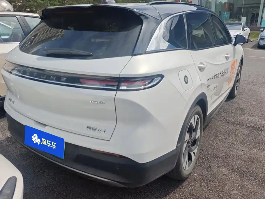 2025 Besturn Yueyi 07