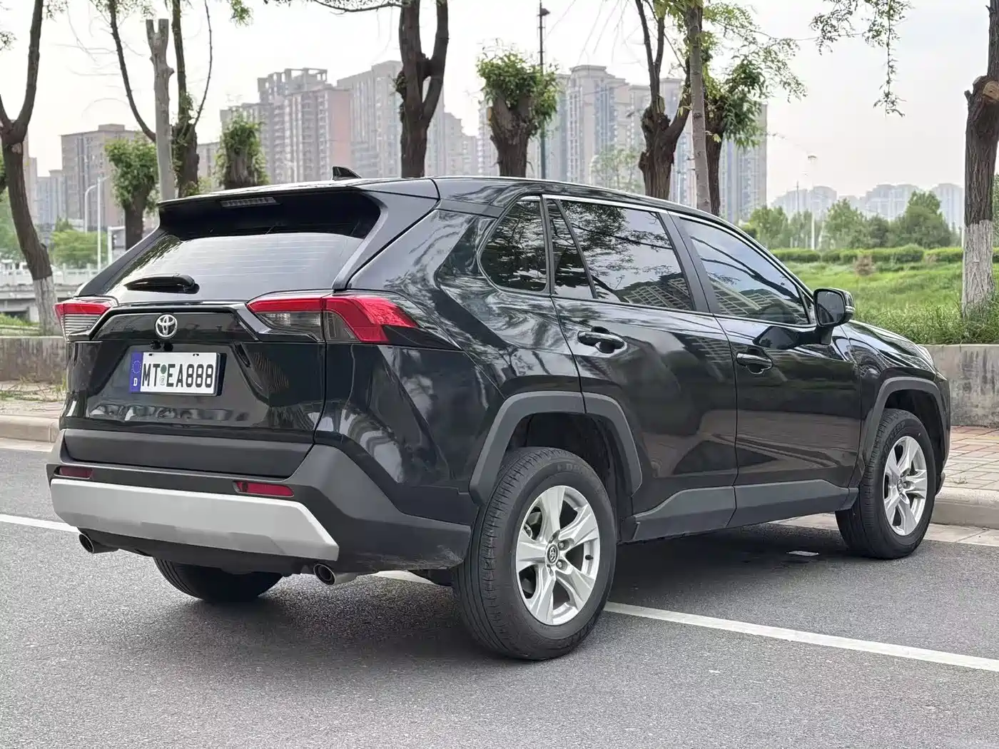 TOYOTA RAV4 RONGFANG