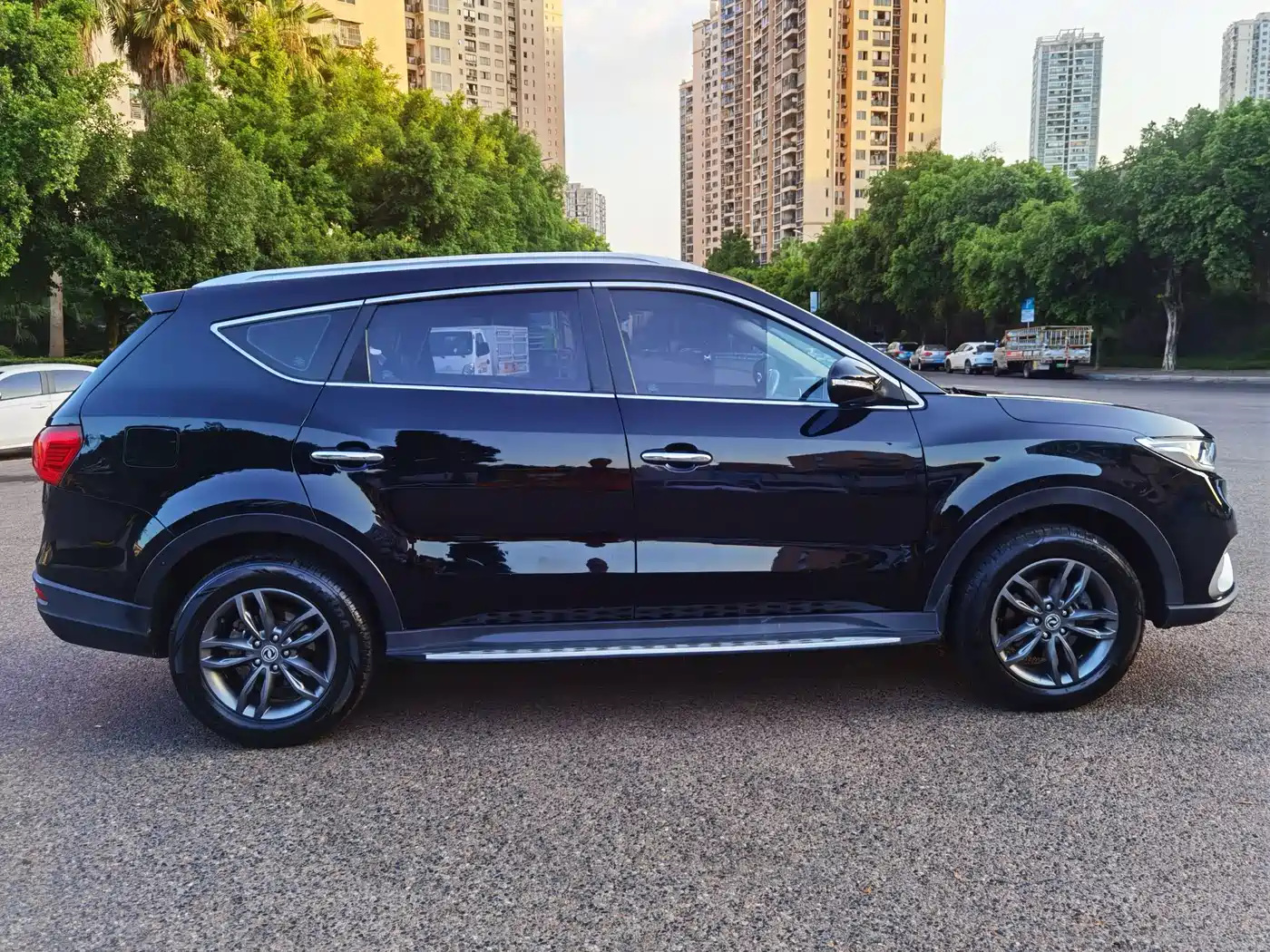Dongfeng Fengguang Fengguang 580 2020 2020 1.5T Manual Luxury
