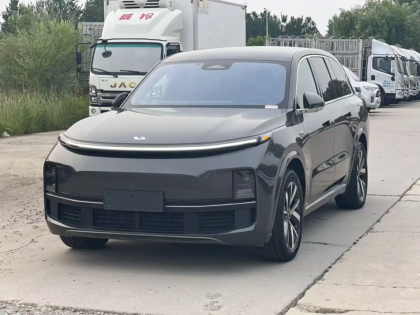 Li Auto Li L8 2023 Pro