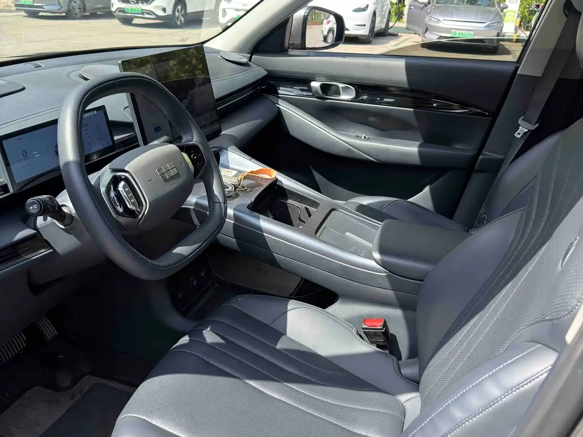 GEELY GALAXY GALAXY E5