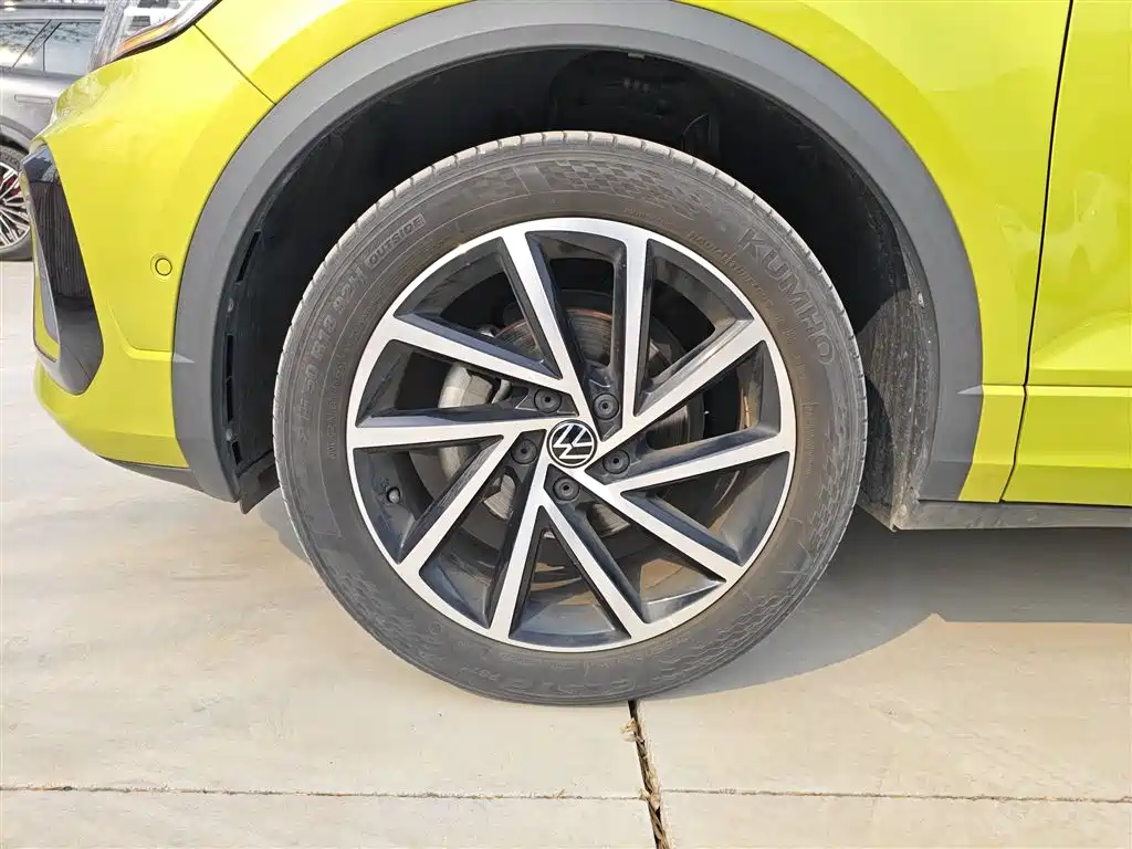Volkswagen T-ROC 2023 300TSI DSG 2WD Starlight Edition фото 25