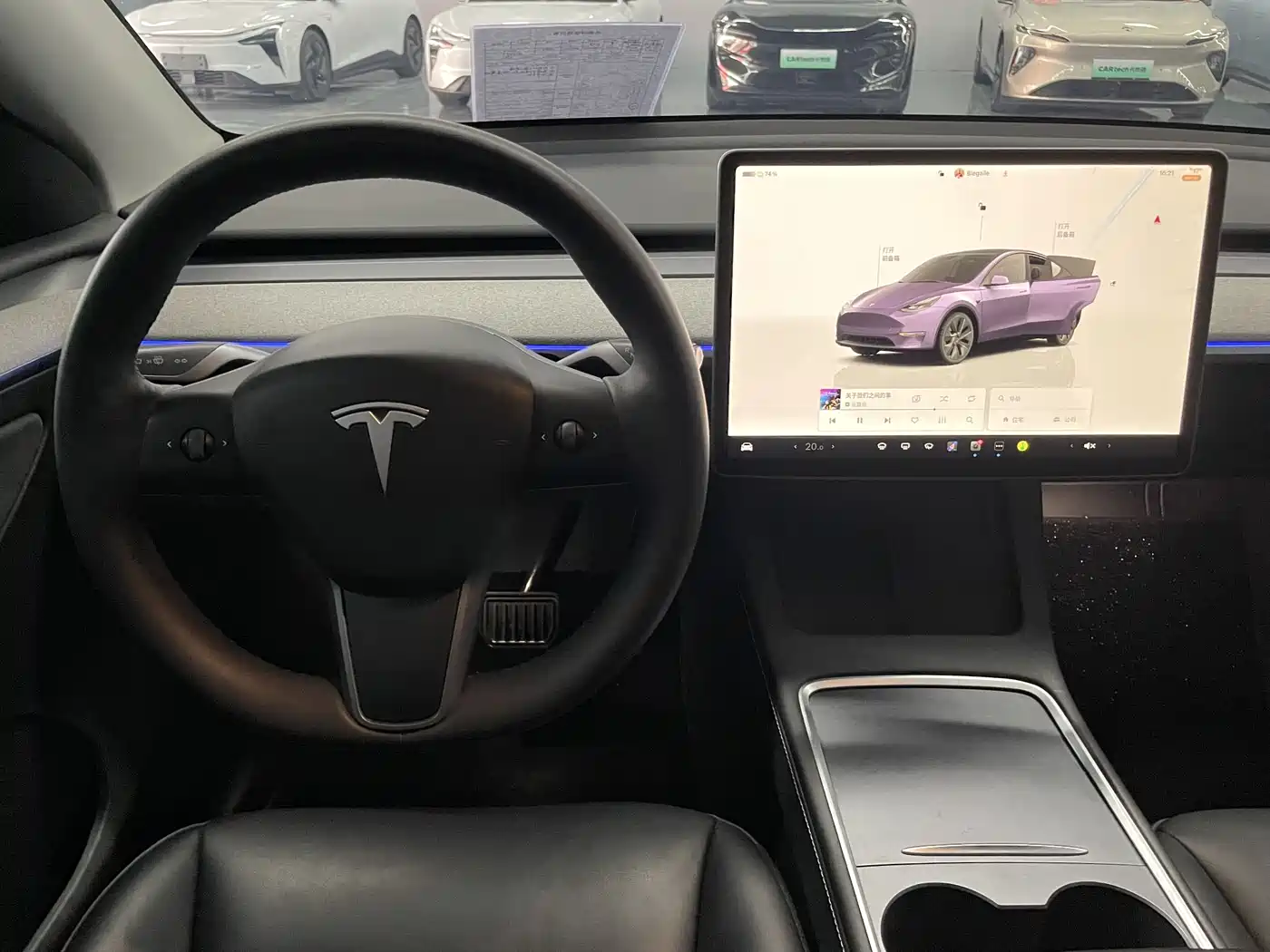 TESLA MODEL Y