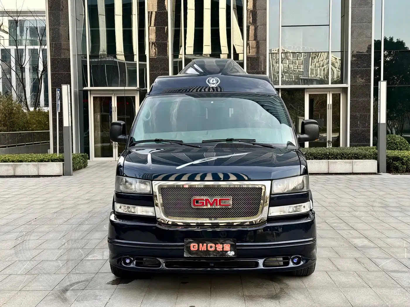 GMC Savana 2015 2015 6.0L G660L 2WD Elegance Edition
