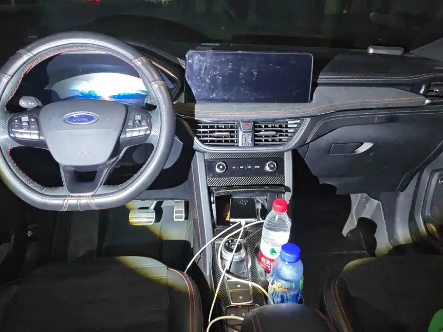 Ford Escape 2021 2020 EcoBoost 245 AWD ST-LINE