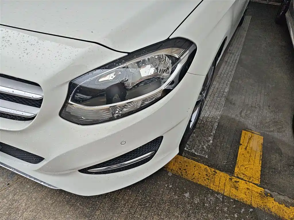 Mercedes-Benz B-Class 2017 B 200 Dynamic фото 15