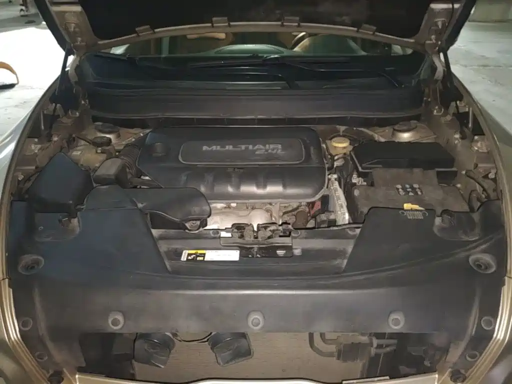 Jeep Cherokee (Import) 2015 2014 2.4L Luxury