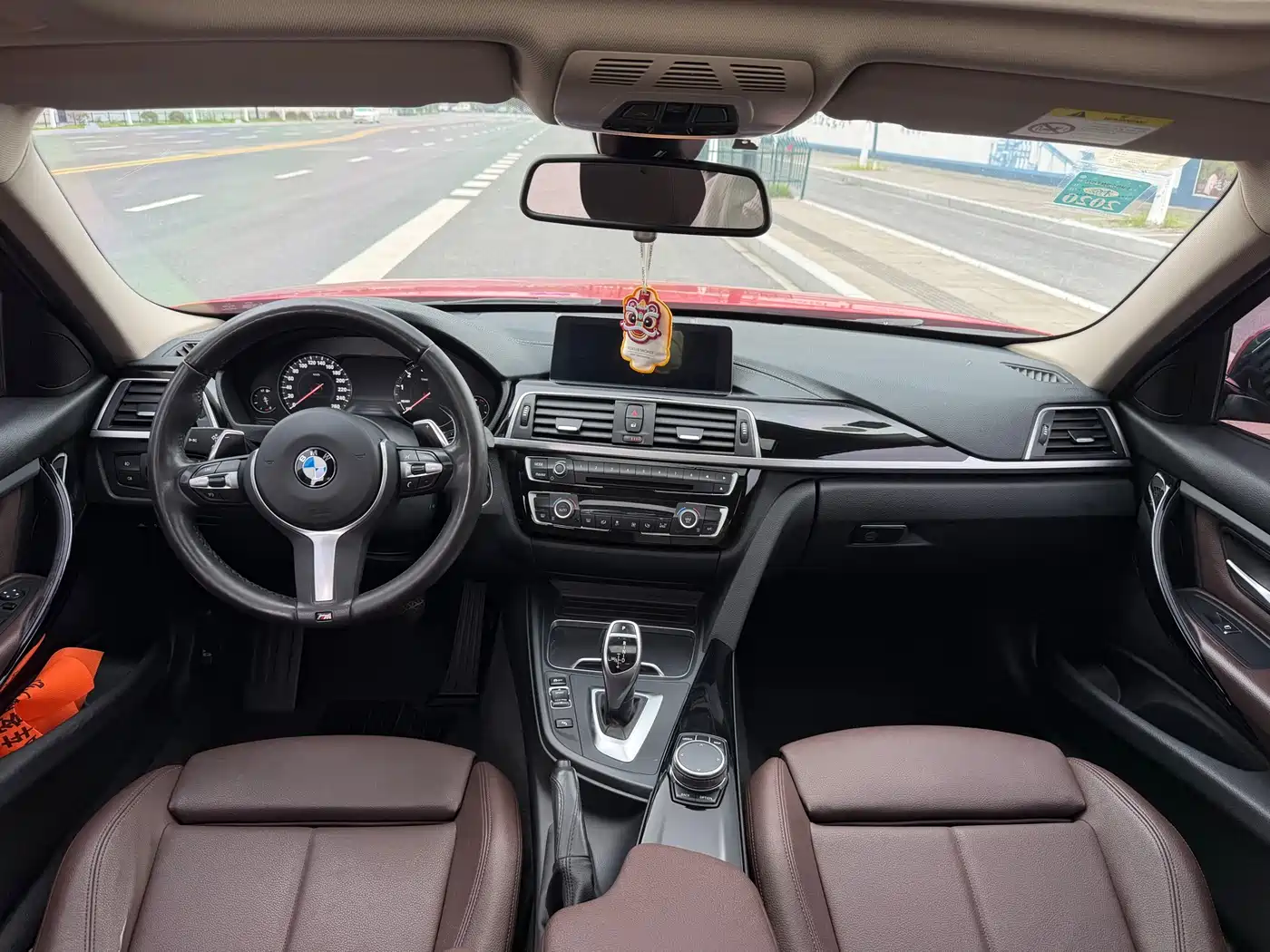 BMW 3 Series 2018 320Li Leading M Sport Package фото 10