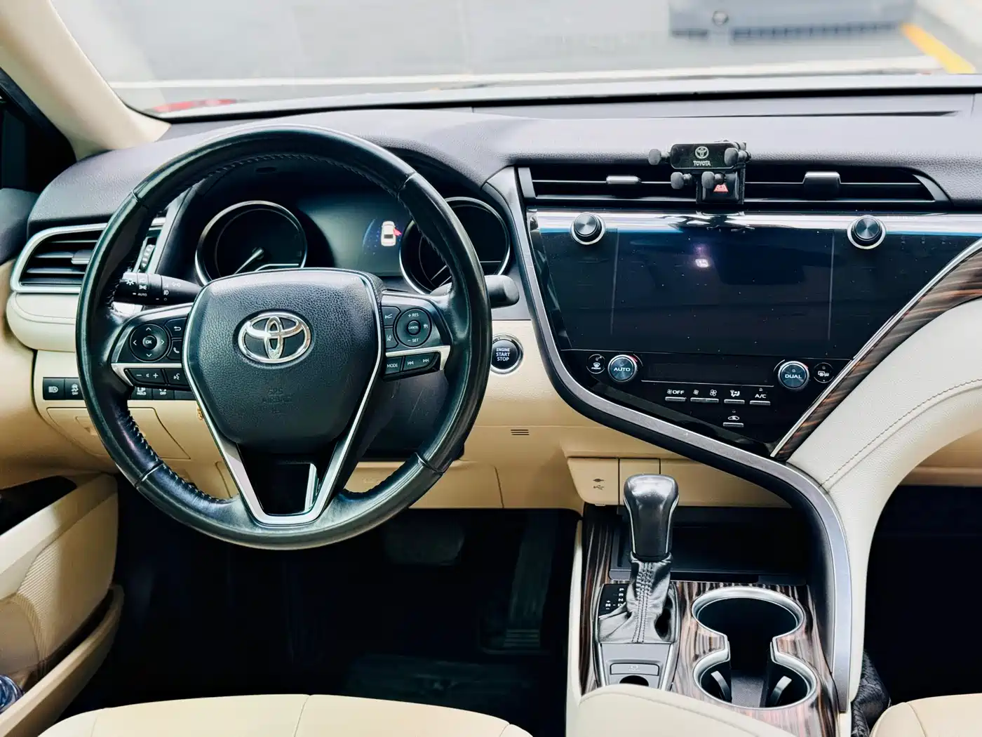 Toyota Camry 2019 2.0G Luxury (China V) фото 17