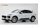 Photo 1 - Porsche Macan