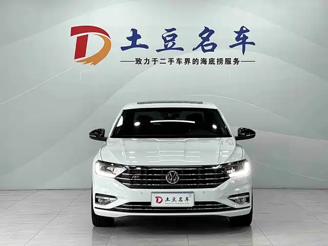 Volkswagen Sagitar 2021 280TSI DSG Excellence Edition — фото 2