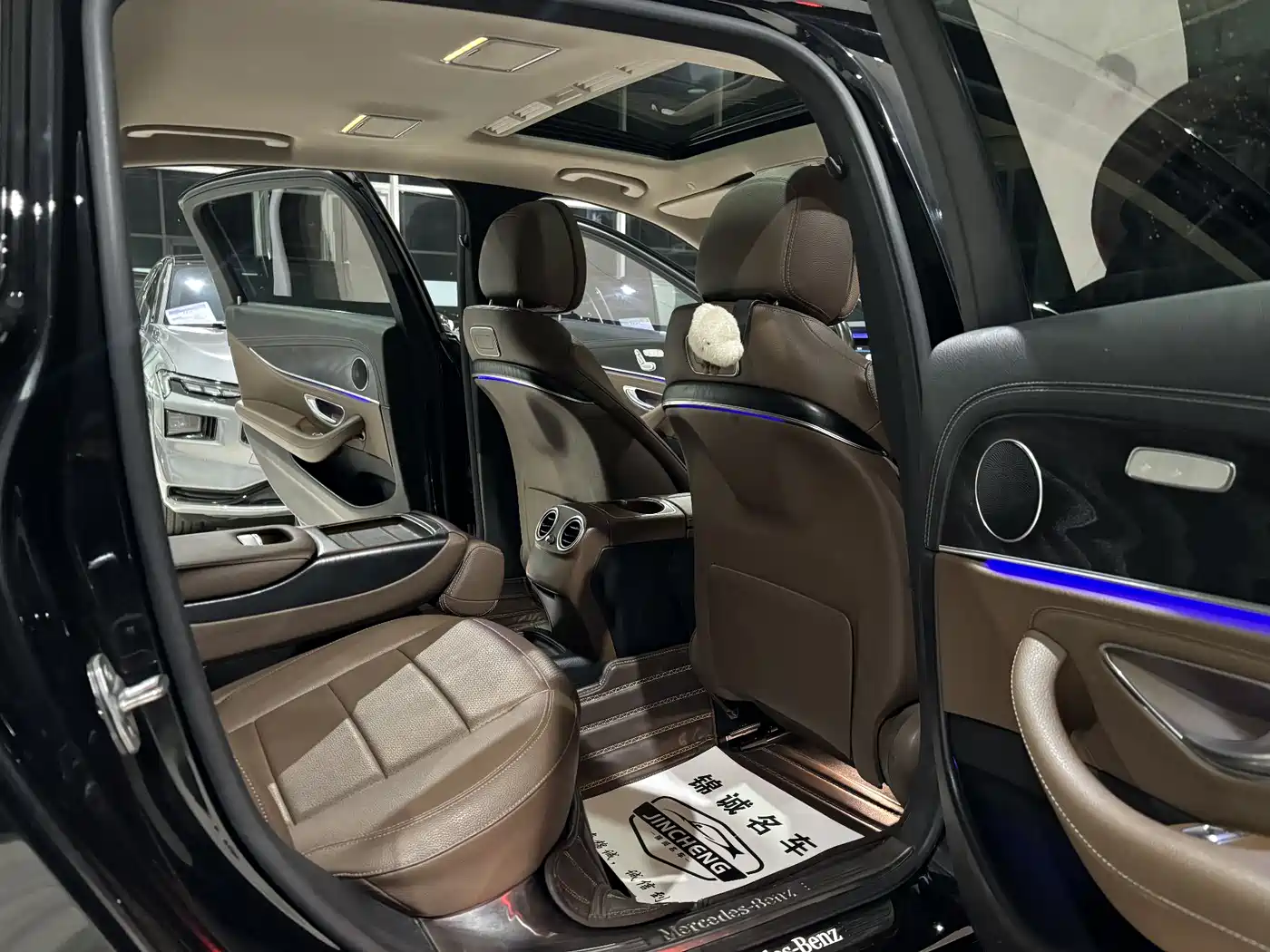Mercedes-Benz E-Class 2019 E 200 L Sport 4MATIC фото 10