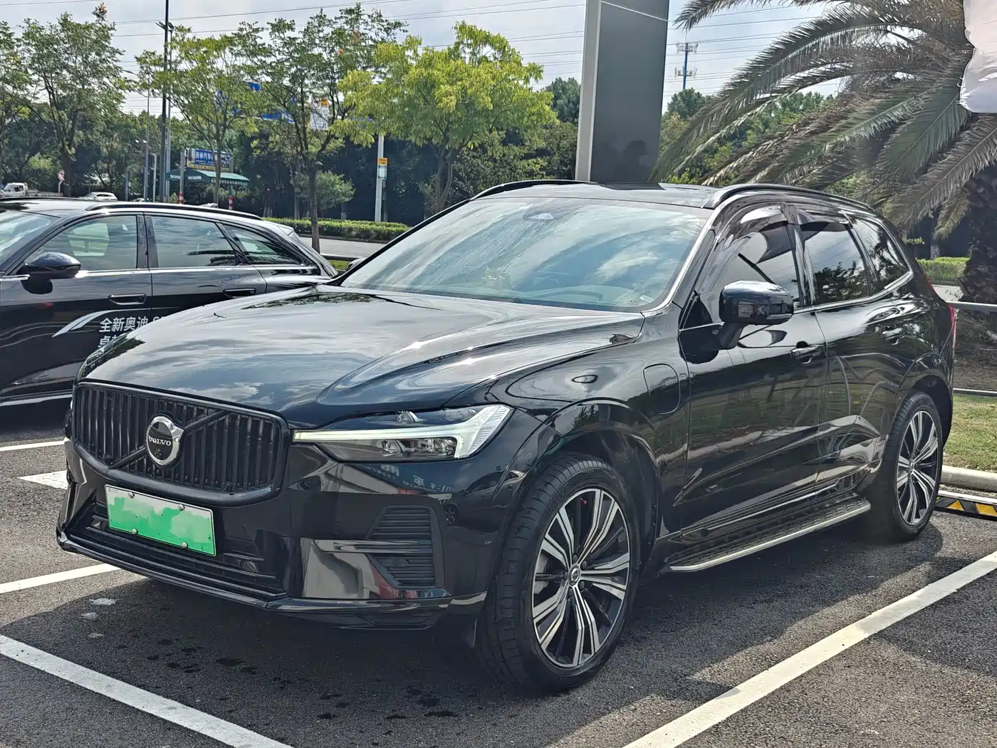 Volvo XC60 Plug-in Hybrid 2023 — пригон из Китая