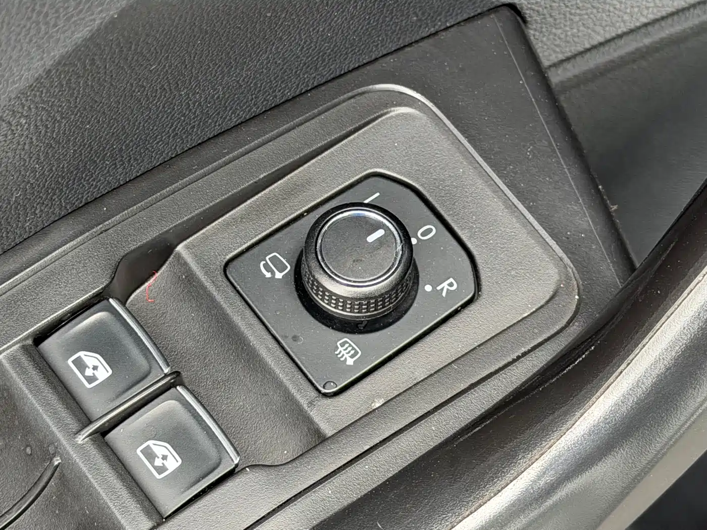 Volkswagen T-ROC 2018 280TSI DSG 2WD Comfort (China V) фото 24