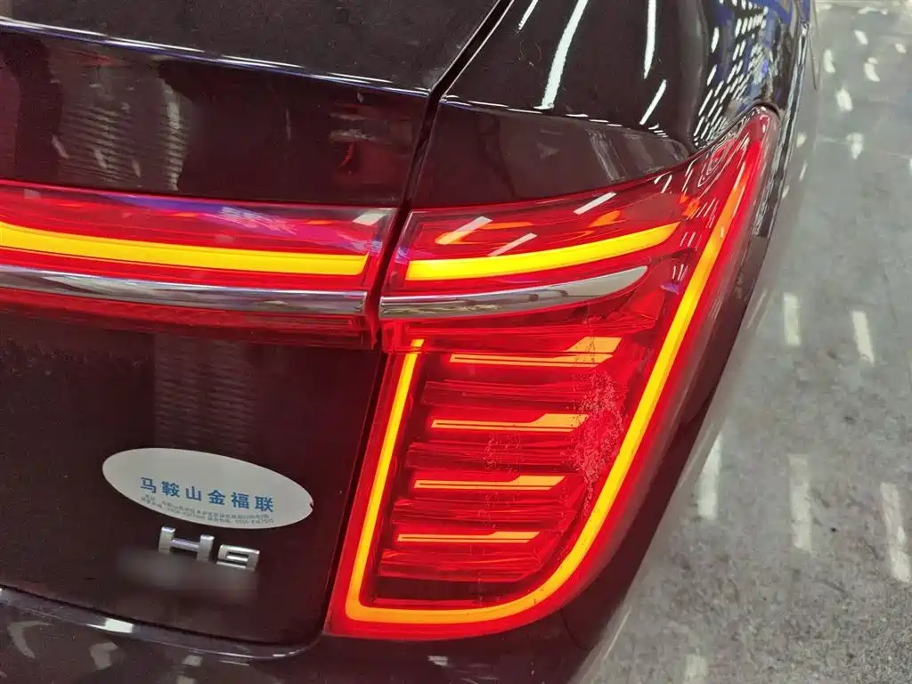 Hongqi H9 2020 2.0T Smart Connection Qi Xiang Edition фото 24