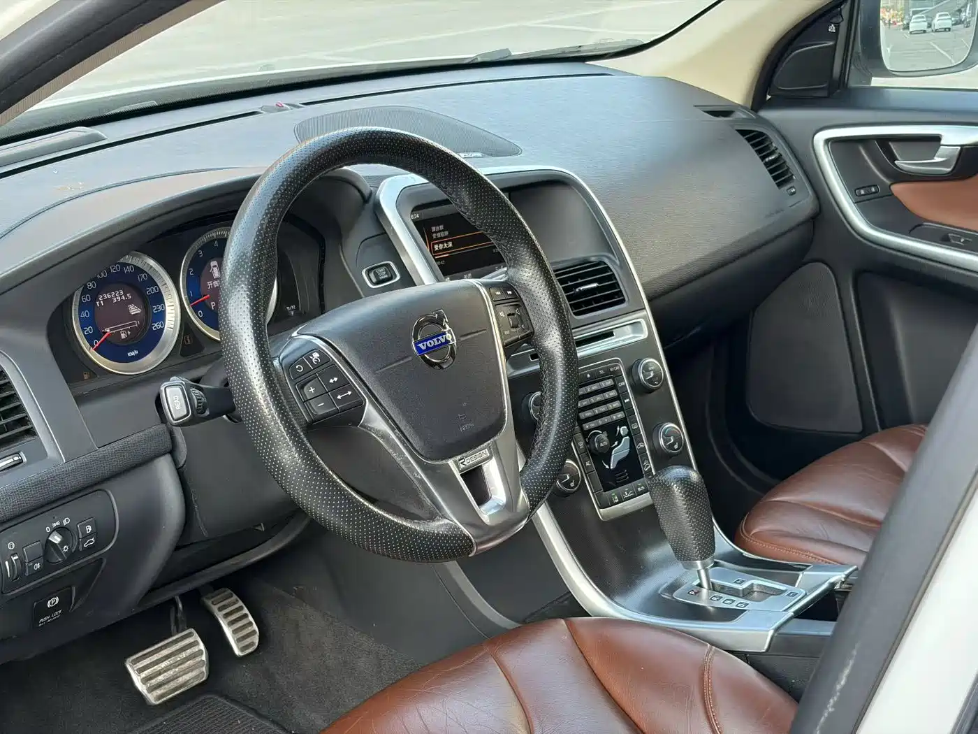 Volvo XC60 (Import) 2011 2012 T5 Sport Edition