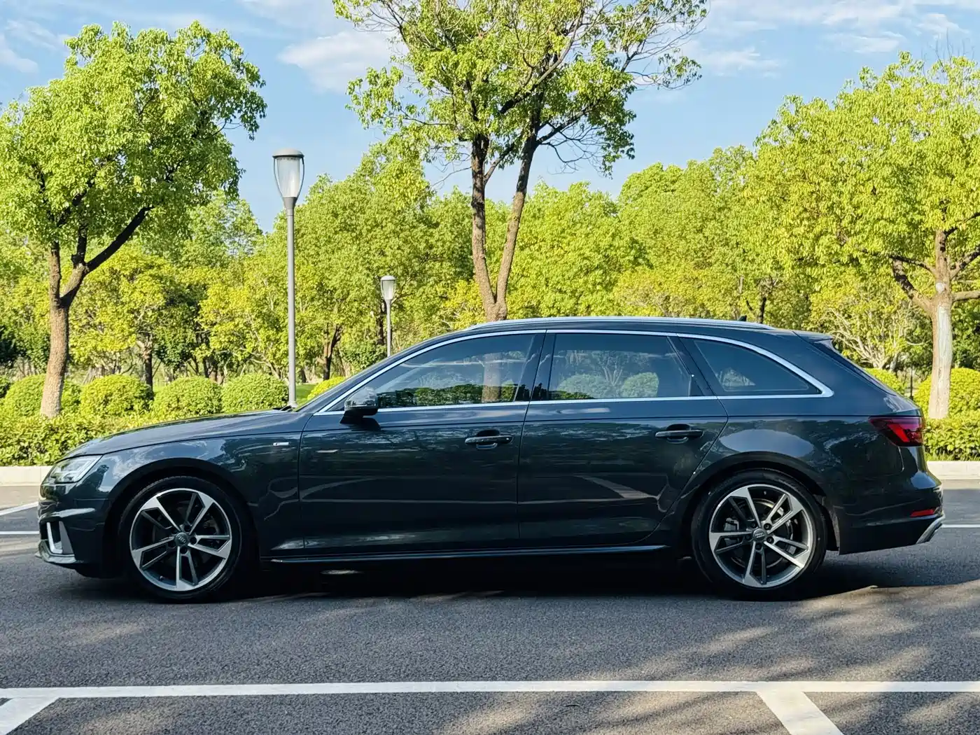 Audi A4 (Import) 2020 2020 Avant Pioneer 40 TFSI Fashion Dynamic