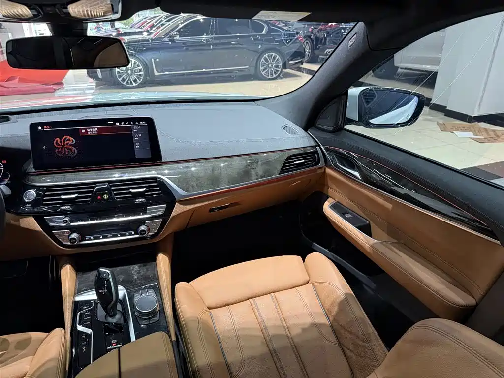 BMW 6 Series GT 2022 Model 630i M Sport Package фото 20