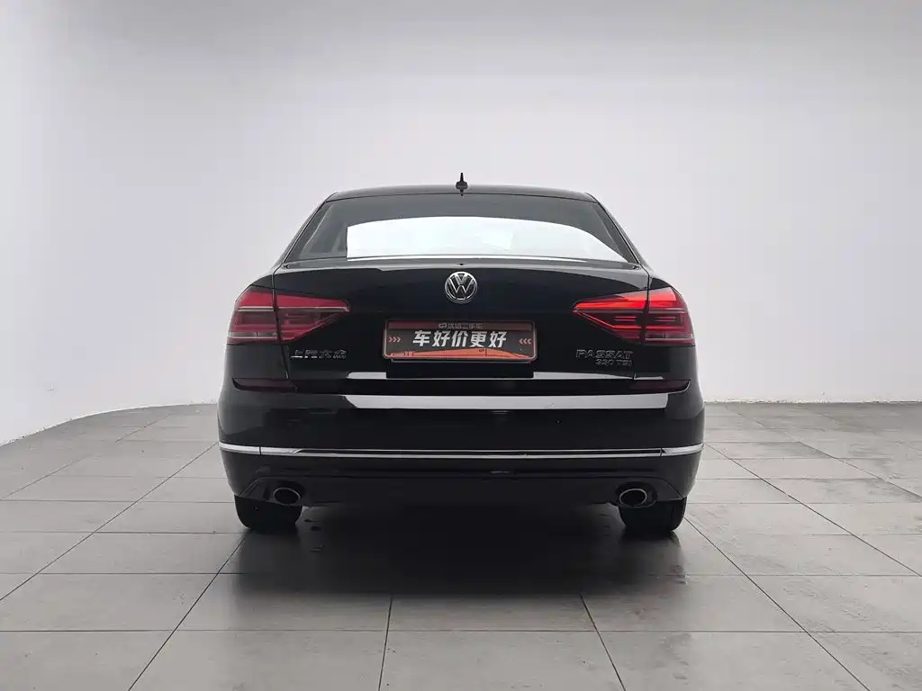 Фото 4 - Volkswagen Passat