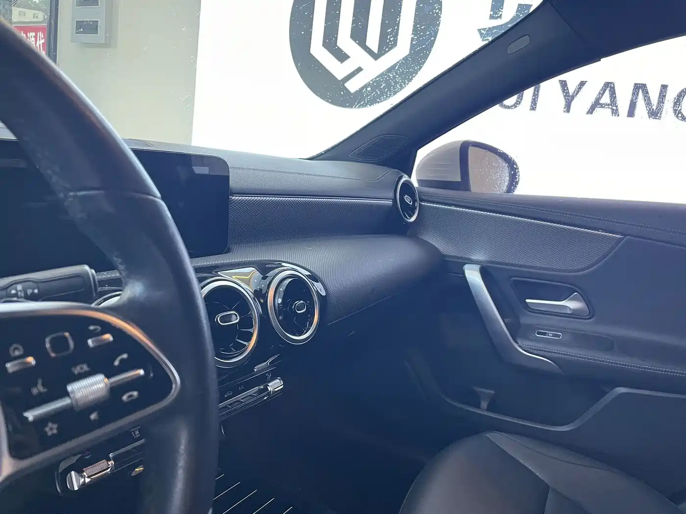 Фото 10 - Mercedes-Benz A-Class