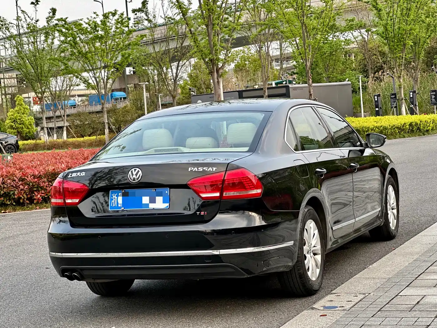 Volkswagen Passat 2013 1.8TSI DSG Zunrong фото 6