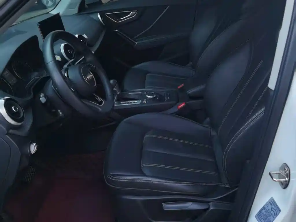 Audi Q2L 2023 2022 35 TFSI Progressive Elegance