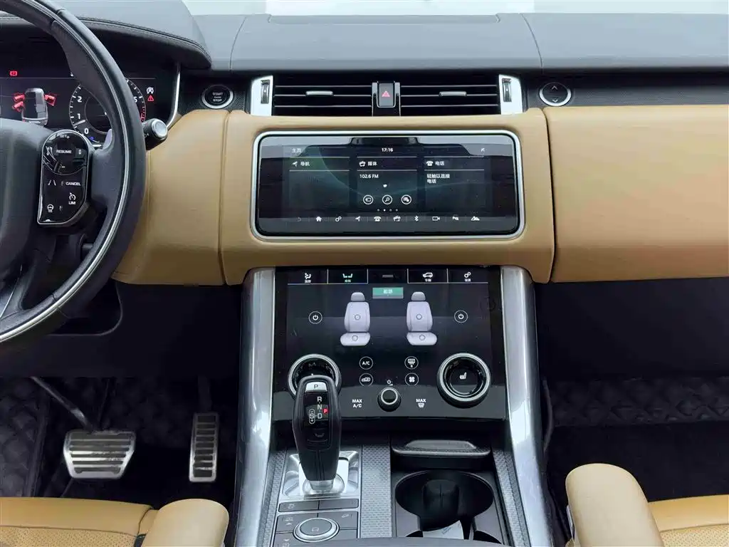 Land Rover Range Rover Sport 2022 3.0 L6 Gloss Black Edition фото 11