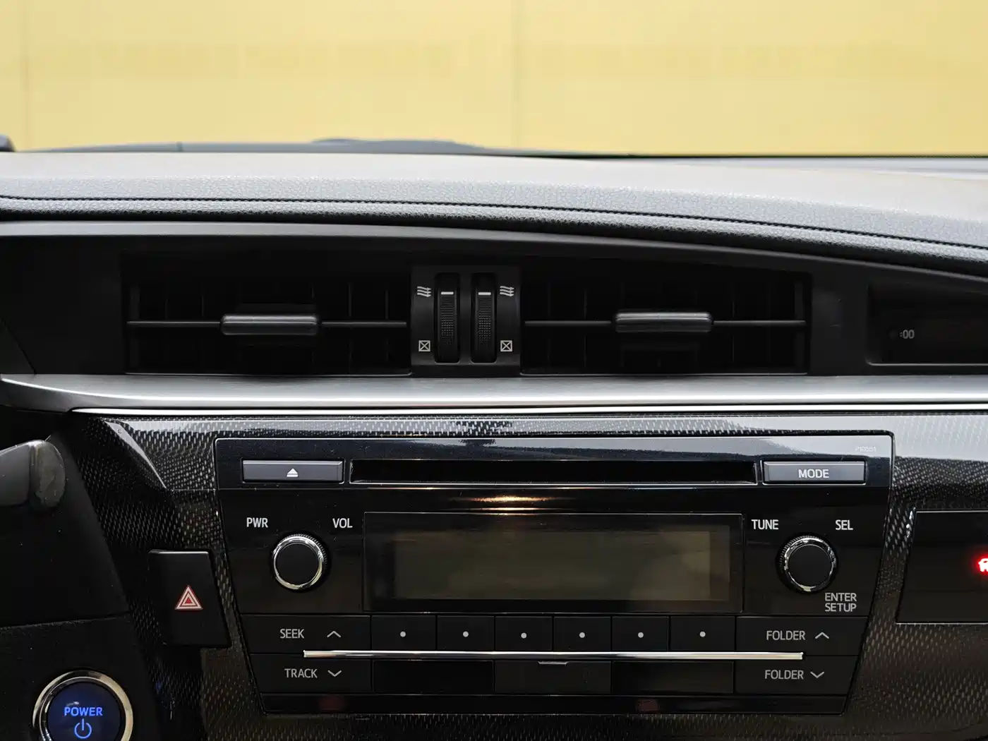 Toyota Levin 2016 Hybrid 1.8H GS E-CVT Elite Sunroof фото 15