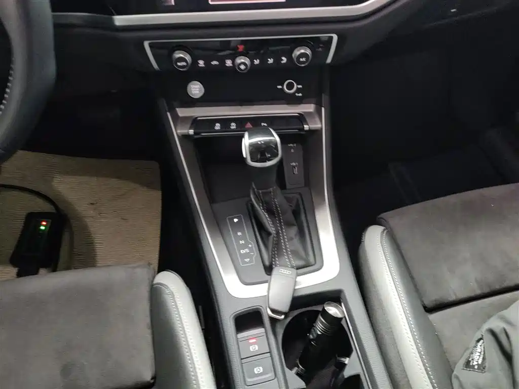 Audi Q3 2020 35 TFSI Fashion Dynamic фото 10