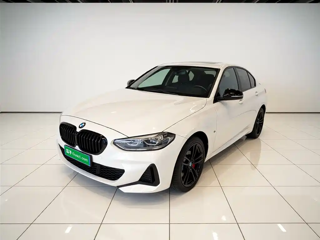 BMW 1-SERIES