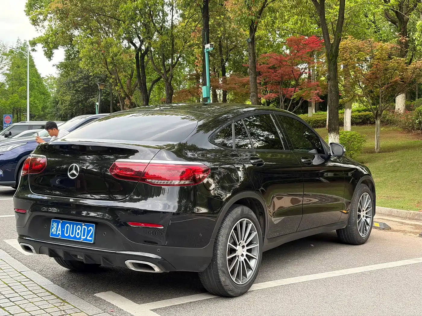 Mercedes-Benz GLC Coupe 2020 GLC 260 4MATIC Coupe SUV фото 6