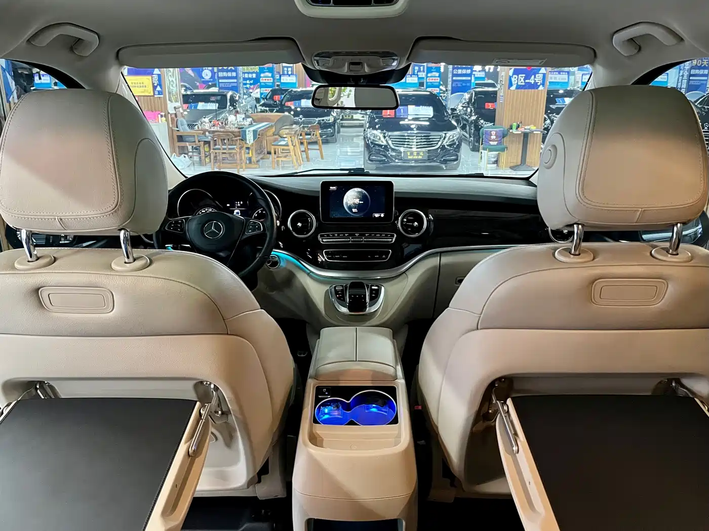 Mercedes-Benz V-Class 2018 V 260 Premium Edition China V фото 13