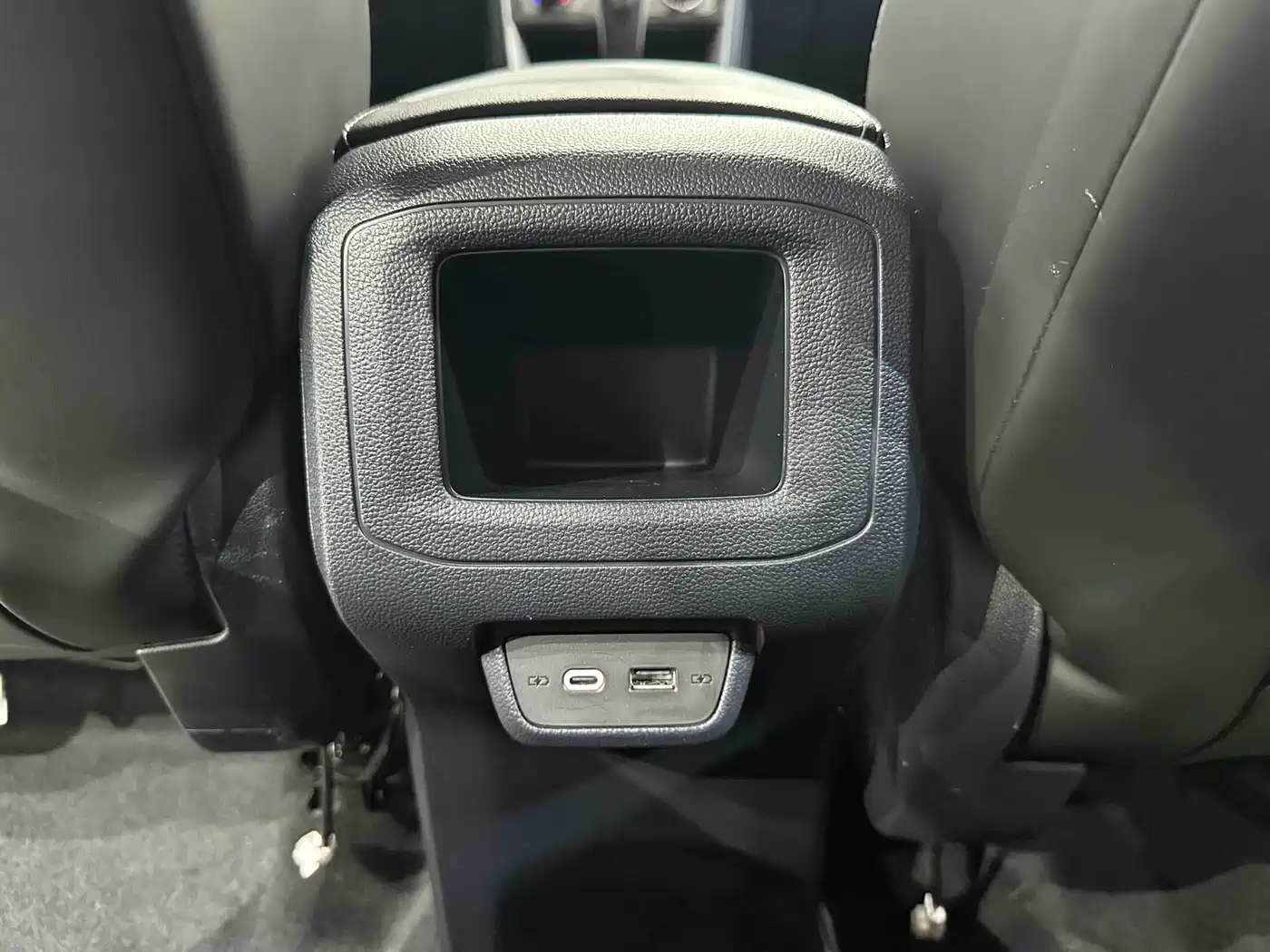 Volkswagen Tharu 2026 2026 New Sharp 1.5L Advance Edition