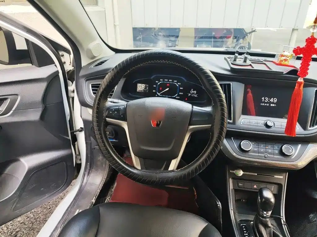 Фото 3 - Roewe 360